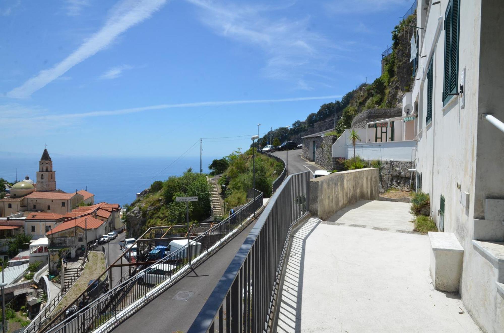 Amalfi Hills Apart otel Oda fotoğraf